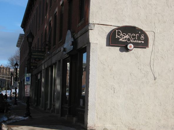 94 Main St, Auburn, ME 04210